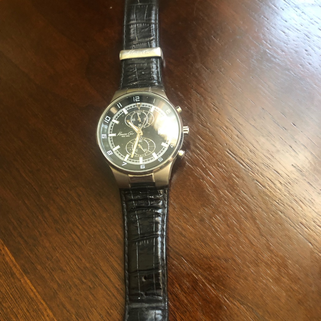 Black Leather Strap Watch Black Leather Strap Watch